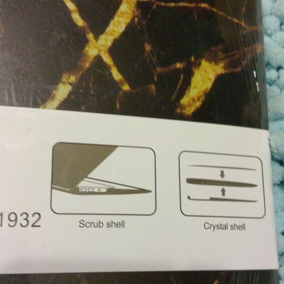 Nwt Mac Air 13" Hard Cover (Black, Gold) Marble Fits A2179/A1932 - Picture 4 of 6